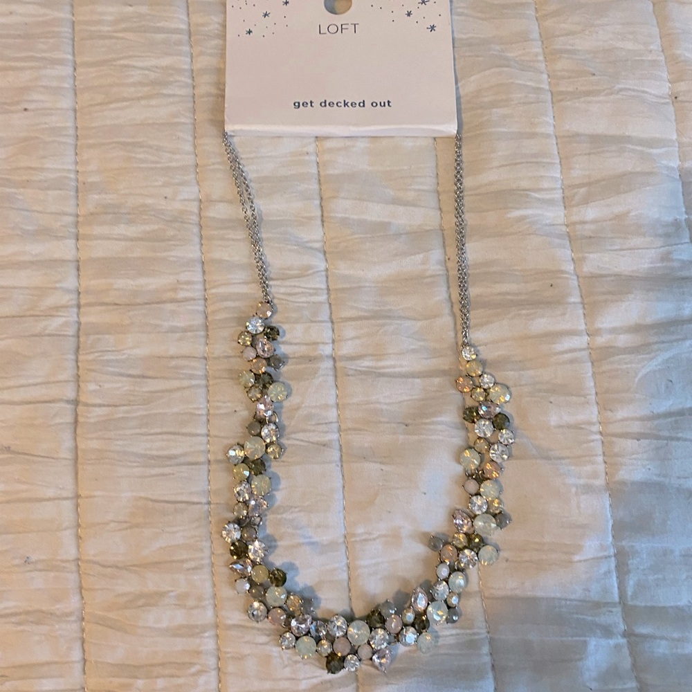 NWT necklace